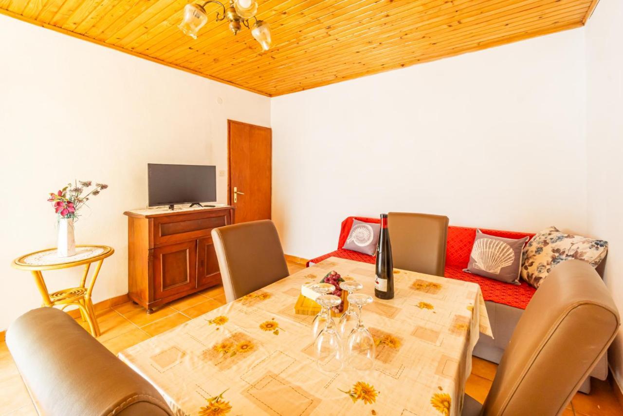 Urica Apartment Metajna Bagian luar foto