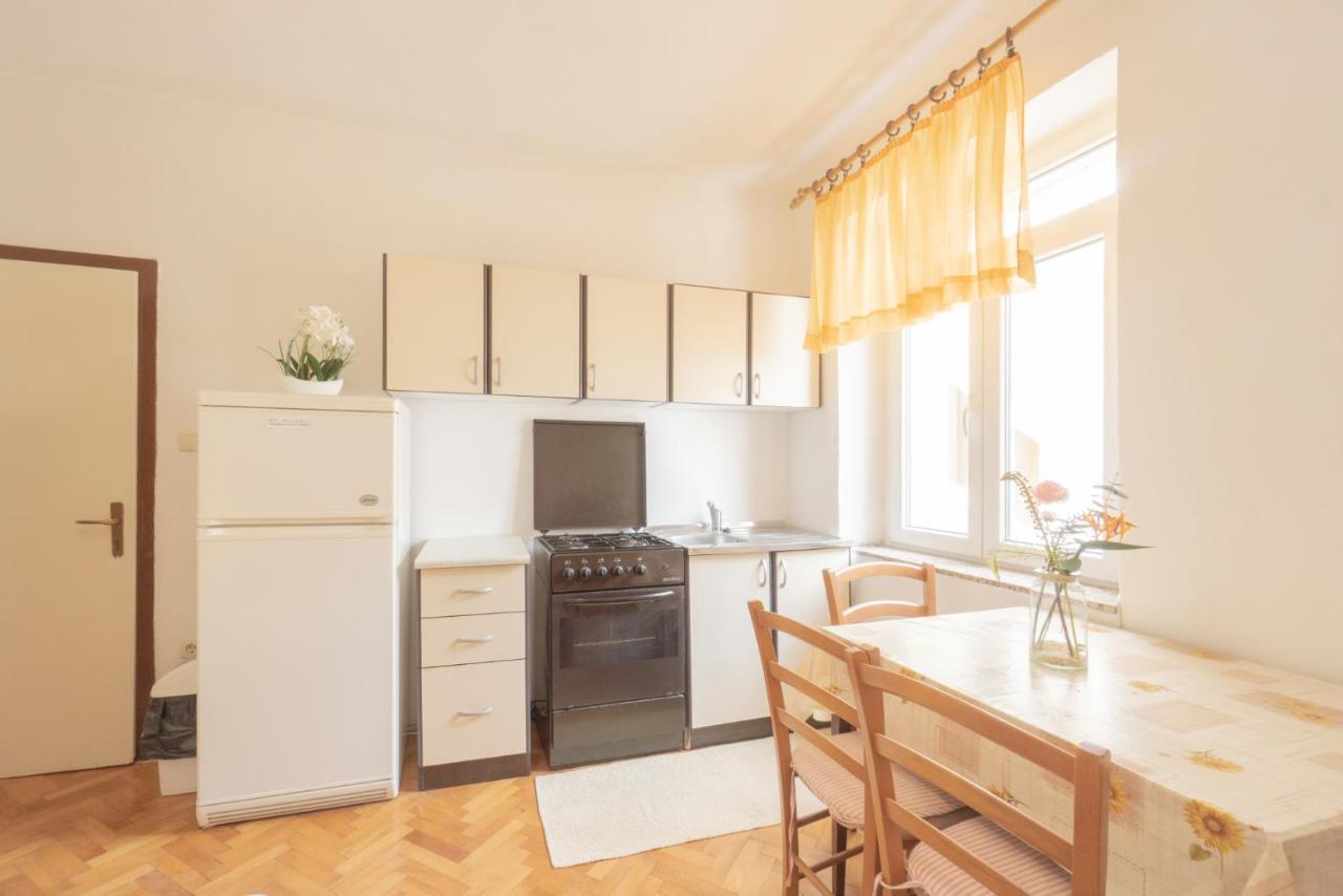 Urica Apartment Metajna Bagian luar foto