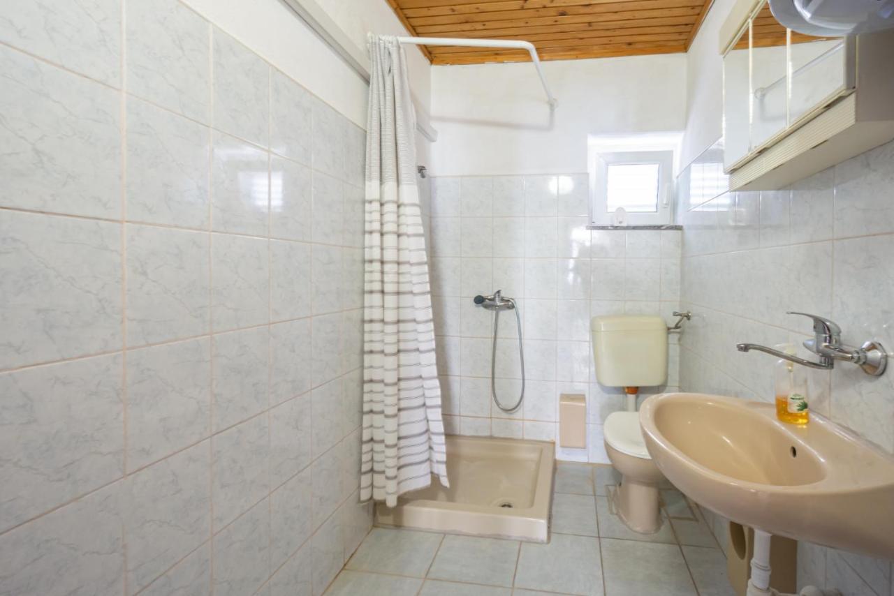 Urica Apartment Metajna Bagian luar foto